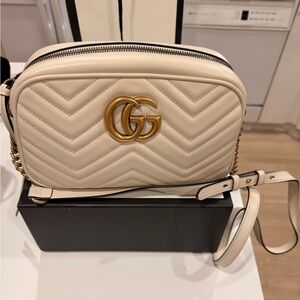Gucci marmont camera bag